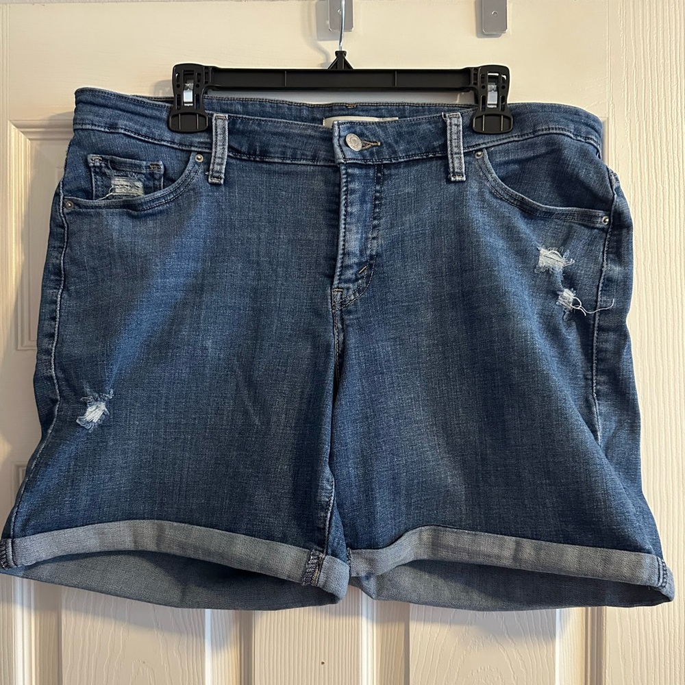 Levi’s Plus Size Shorts
